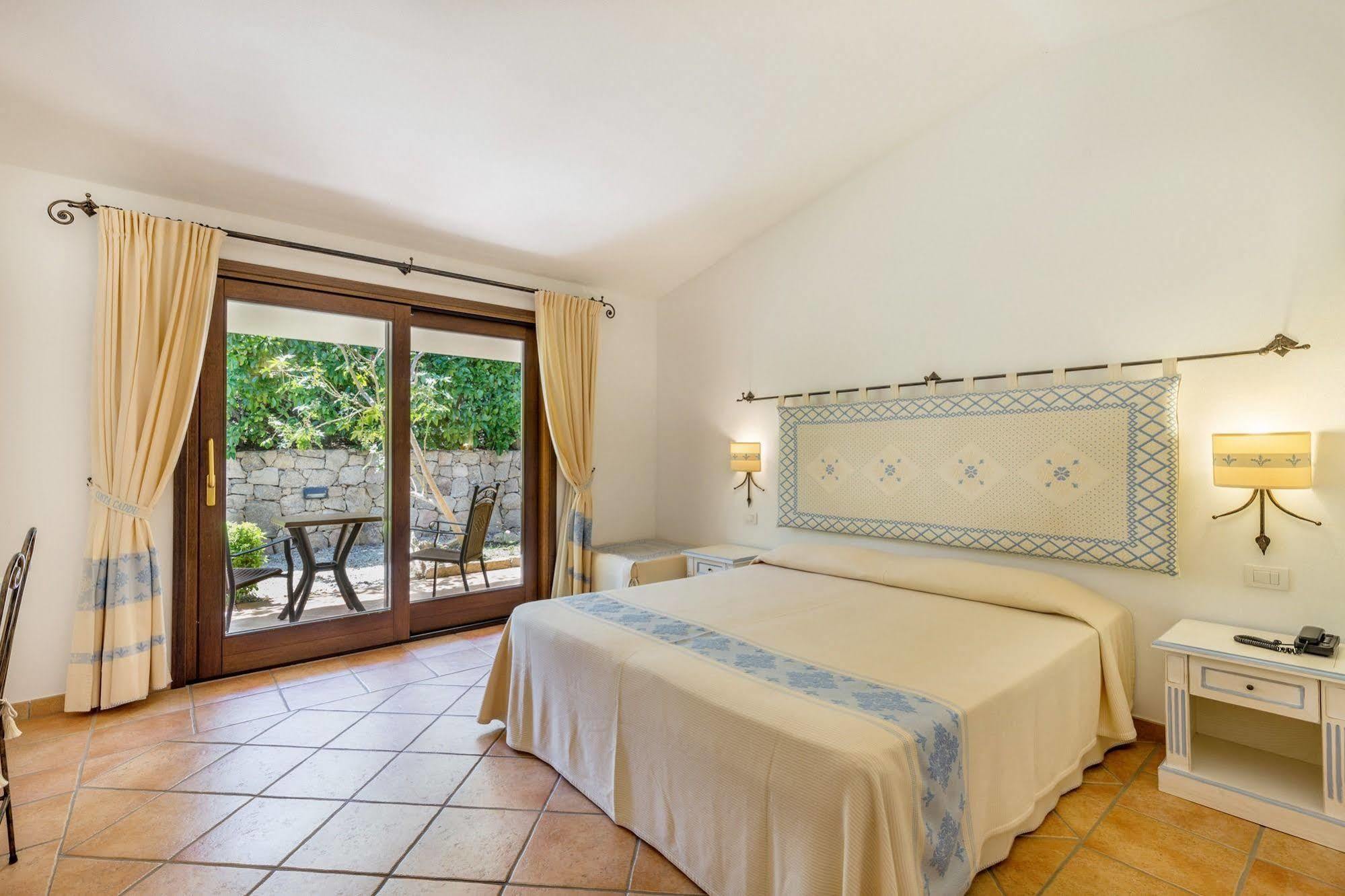 Hotel Costa Caddu San Teodoro  Esterno foto
